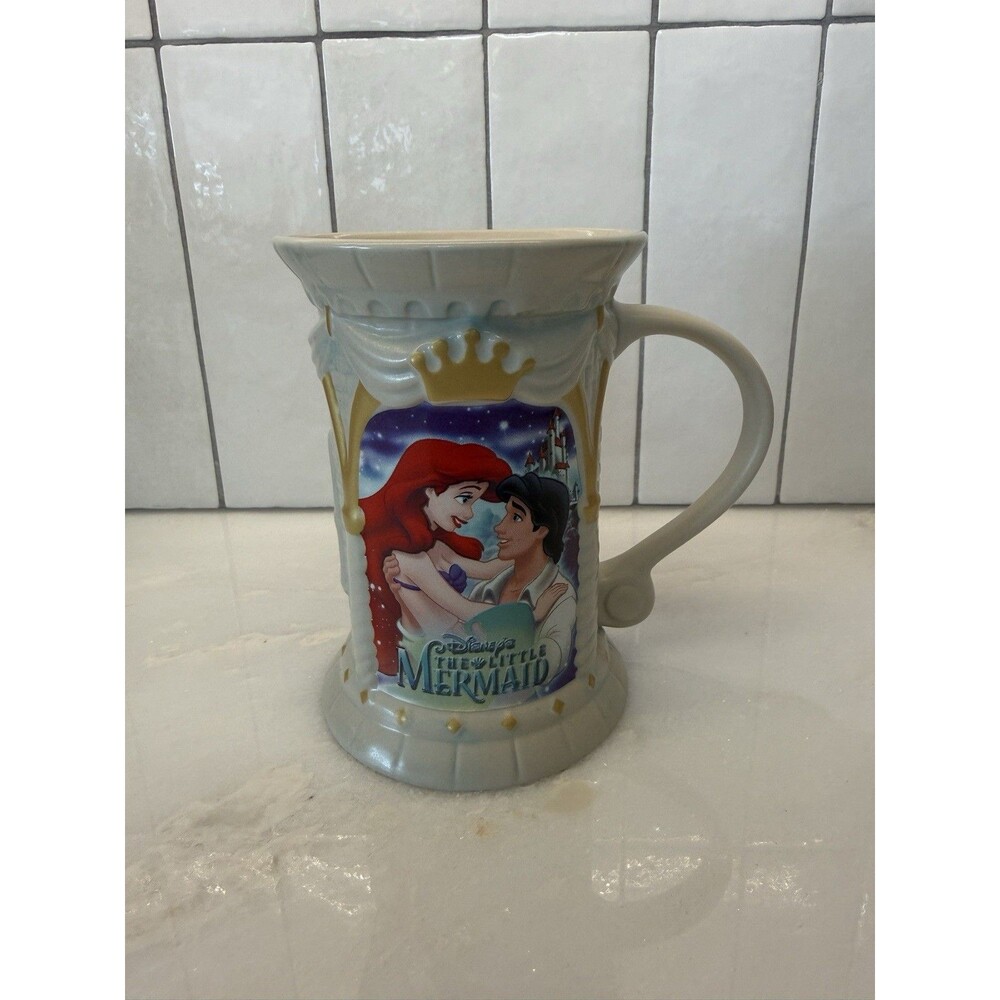 VTG Y2K Disney Store Exclusive Little Mermaid Ariel Prince Eric Castle Mug 13 oz